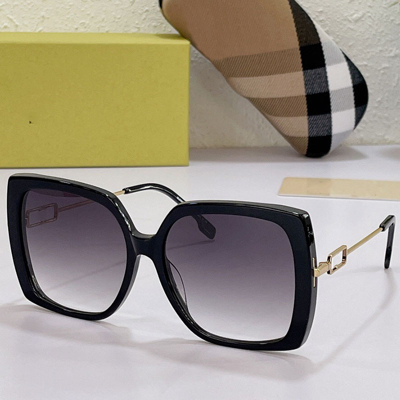 Womens sunglasses 4332 fashion classic square frame catwalk style casual shopping party glasses mens metal temples 57-16-140 UV400 protective with mirror box
Womens sunglasses 4332 fashion classic square frame catwalk style casual shopping party glasses mens metal temples 57-16-140 UV400 protective with mirror box