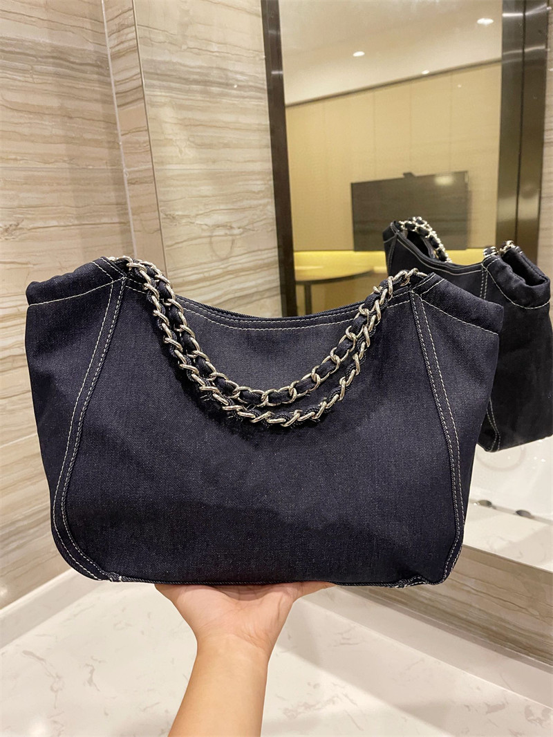 big Size Tote Casual bag retro style blue denim shopping bags chain simple fashion women handbag
big Size Tote Casual bag retro style blue denim shopping bags chain simple fashion women handbag