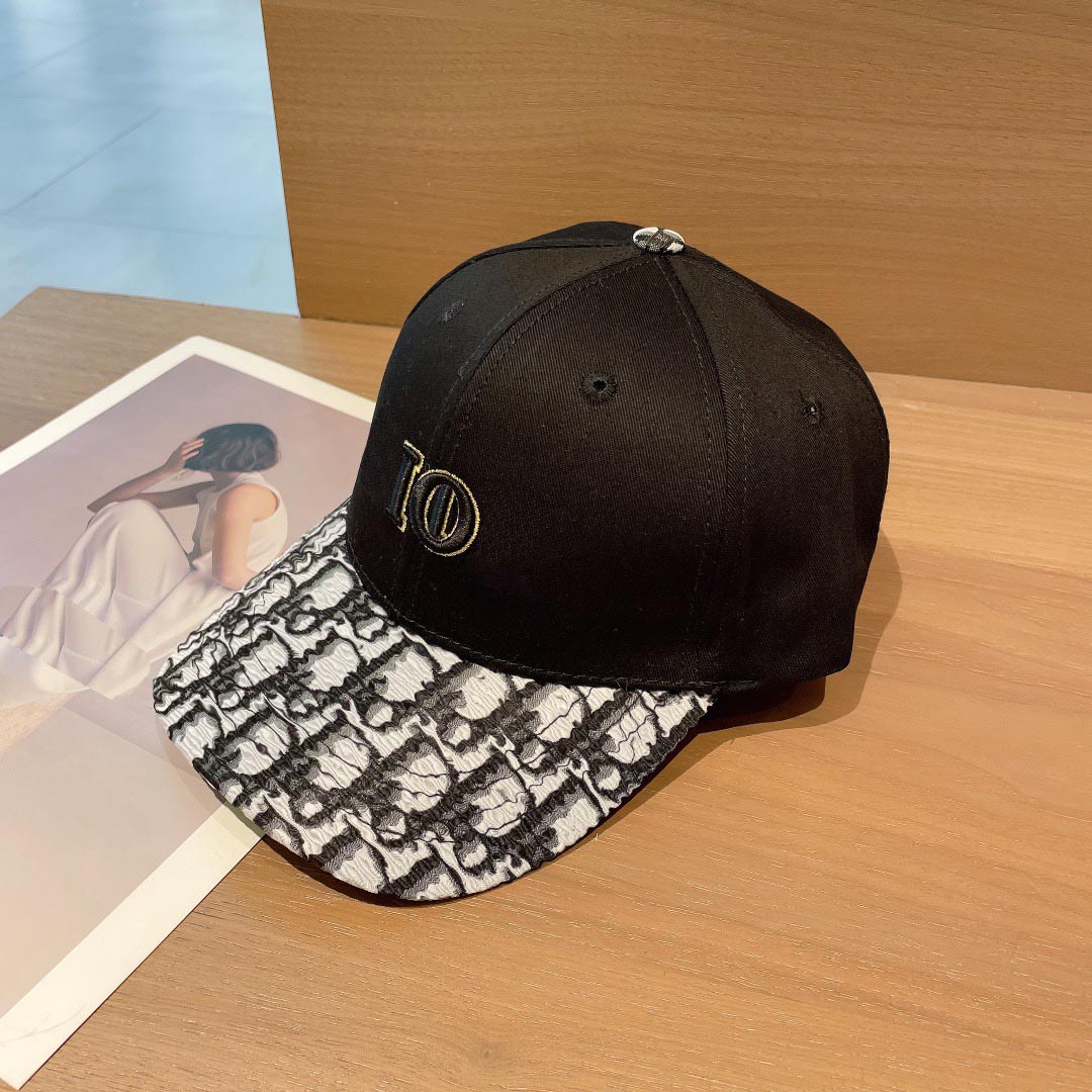 Luxurys baseball cap Designers Hat men's and women's fashion sports style caps letter printing high quality black white yellow 3 colors good nice, Box
Luxurys baseball cap Designers Hat men's and women's fashion sports style caps letter printing high quality black white yellow 3 colors good nice, Box