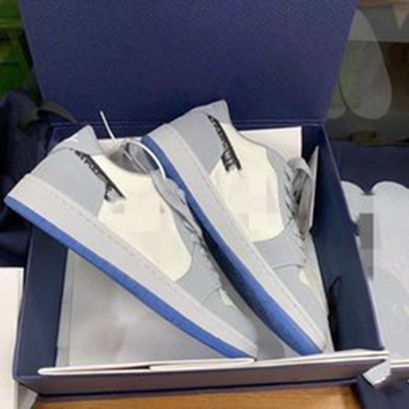 2021Officially revealed anniversary collaboration Grey White French fashion style label Kim Jones Sneaker shoe size mk04, 2 no box
2021Officially revealed anniversary collaboration Grey White French fashion style label Kim Jones Sneaker shoe size mk04, 2 no box