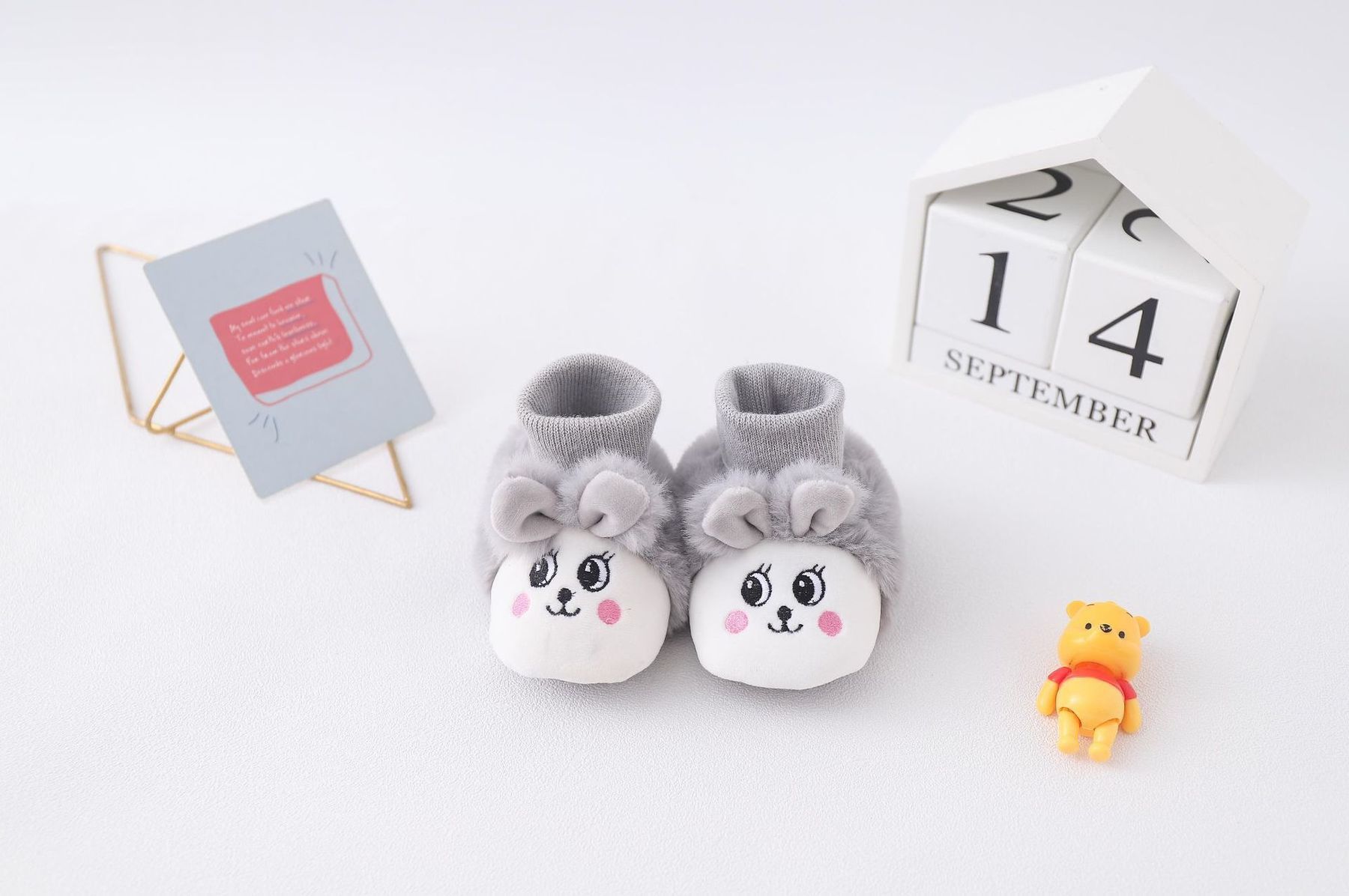 Baby Winter Plush Thick Warm Covers Newborn Indoor Cartoon Floor Socks Antiskid Hand Knitting Shoes