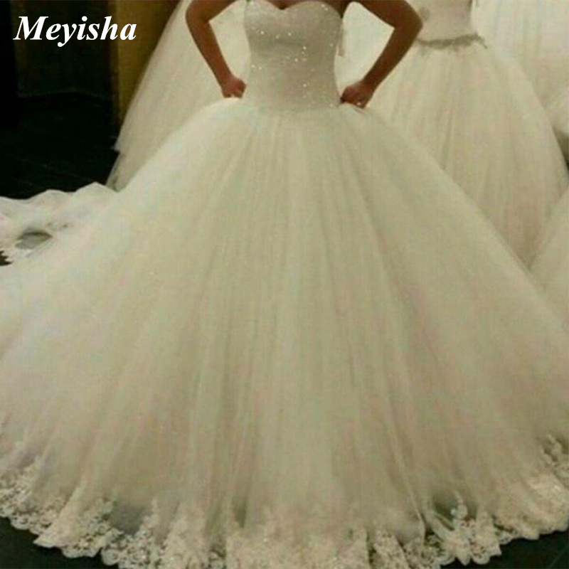 ZJ9096 Sweetheart Princess Ball Gown Crystal Beads Wedding Dress With Tiered Tulle Skirt White Customize Bride Dresses