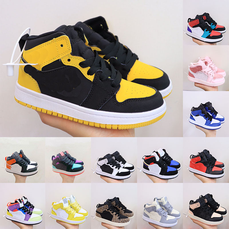 Childrens 1 1s High OG Bordeaux University Blue Basketball Shoes dark mocha UNC Twist patent bred UV reactive Light Smoke Grey Kids Girls trainers Designer Sneakers, A2
Childrens 1 1s High OG Bordeaux University Blue Basketball Shoes dark mocha UNC Twist patent bred UV reactive Light Smoke Grey Kids Girls trainers Designer Sneakers, A2