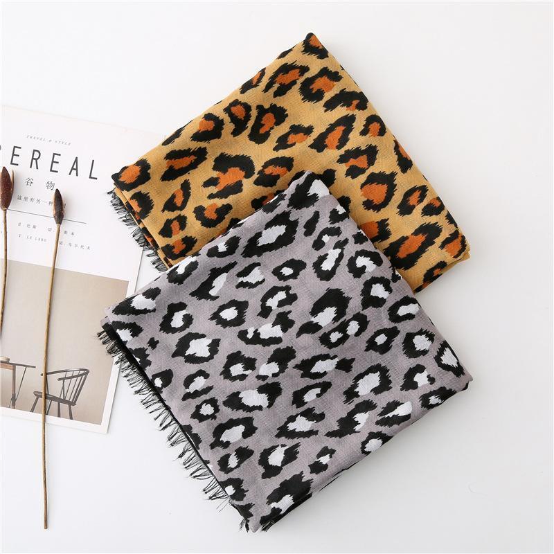 Scarves Women Sunscreen Silk Winter Leopard Print Cotton And Linen Scarf Fashion Tassel Shawl Ethnic Style Dustproof Beach Towel1
Scarves Women Sunscreen Silk Winter Leopard Print Cotton And Linen Scarf Fashion Tassel Shawl Ethnic Style Dustproof Beach Towel1