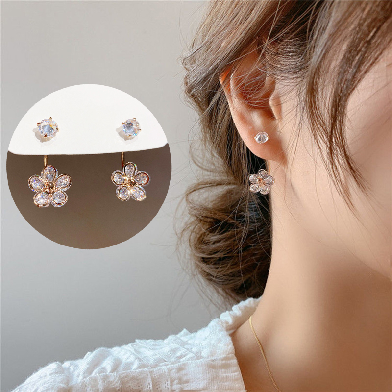 Simple Flower Earrings South Korea's New High-end Earrings Small and Exquisite A Two-wear Multi-function Earrings for Women
Simple Flower Earrings South Korea's New High-end Earrings Small and Exquisite A Two-wear Multi-function Earrings for Women