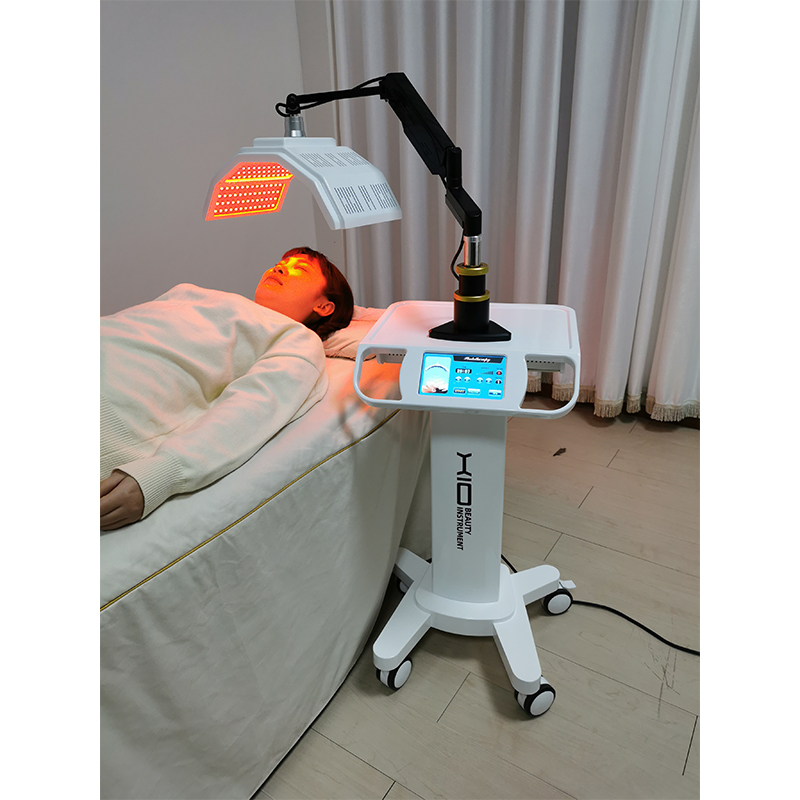 PDT LED Light Therapy Beauty machine with RED BLUE YELLOW GREEN lights big high power LED lamps