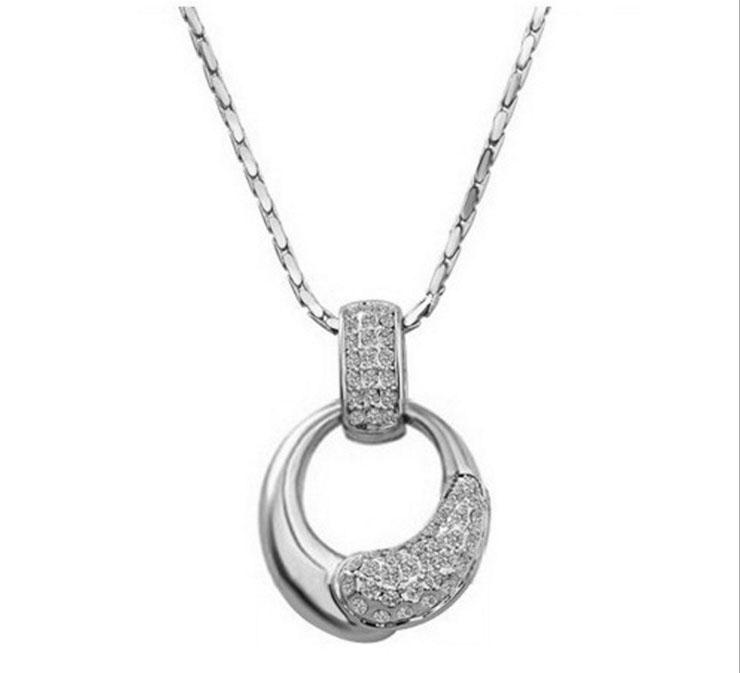 Pendant Necklaces 2PCS Fashion Rhinestone Handbag Shape Necklace
Pendant Necklaces 2PCS Fashion Rhinestone Handbag Shape Necklace