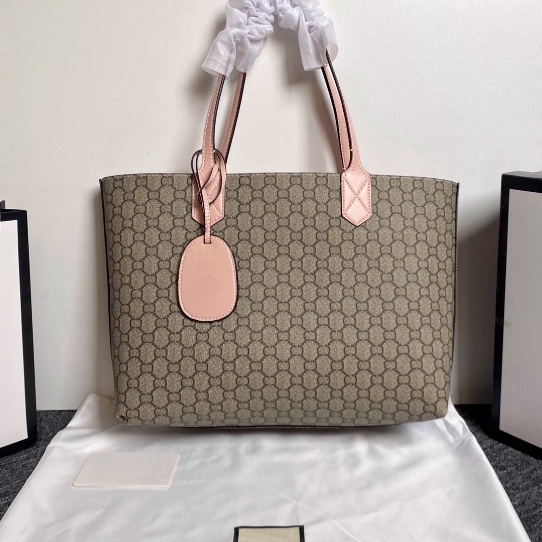 Designer Bags Handbag Shoulder Bag Purse Multi Pochette Double sided can be used Combination of leather and canvas G24-3
Designer Bags Handbag Shoulder Bag Purse Multi Pochette Double sided can be used Combination of leather and canvas G24-3