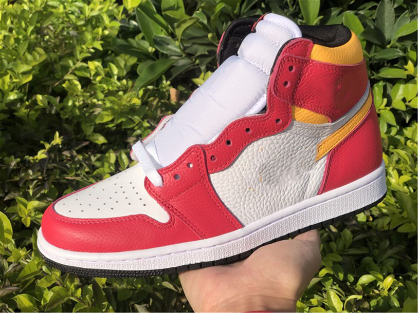 TOP Quality Jumpman High 1 1S Light Fusion Red Basketball Shoes Flame-Red Yellow White Mens Womens Trainers Sports Sneakers With Box Full Size 36-47.5
TOP Quality Jumpman High 1 1S Light Fusion Red Basketball Shoes Flame-Red Yellow White Mens Womens Trainers Sports Sneakers With Box Full Size 36-47.5