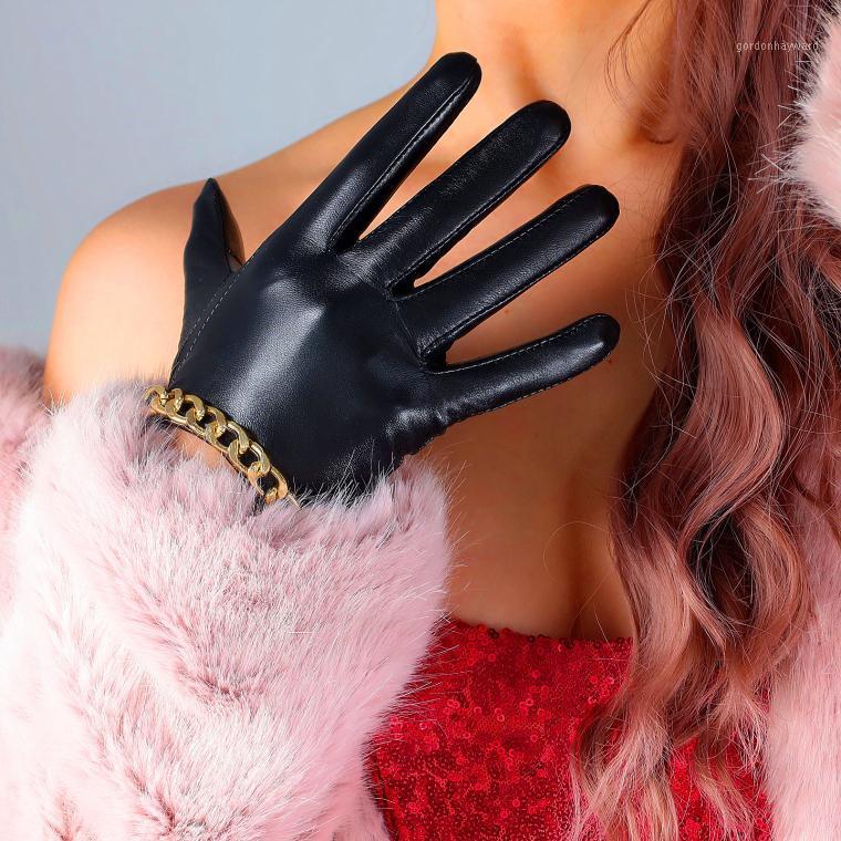Five Fingers Gloves Women's Short Style Genuine Sheepskin Leather Female Runway Fashion Touchscreen Driving Glove R1082
Five Fingers Gloves Women's Short Style Genuine Sheepskin Leather Female Runway Fashion Touchscreen Driving Glove R1082