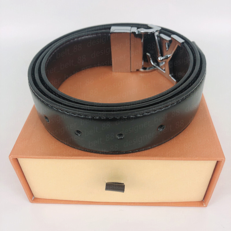 Men Designers Belts Letter L smooth buckle cintura ceinture femmes gürtel fashion leather belt length 105cm,110cm,115cm,120cm,125cm Width 3.4cm With box, Width 3.4cm with gift box
Men Designers Belts Letter L smooth buckle cintura ceinture femmes gürtel fashion leather belt length 105cm,110cm,115cm,120cm,125cm Width 3.4cm With box, Width 3.4cm with gift box