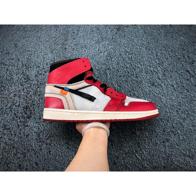 Jumpman 1 1s High OG Travis Scotts Obsidian UNC Basketball Shoes Mens Chicago Dirty Pink Toes Smoky Gray Designer Sports Sneakers Ni Blade K
Jumpman 1 1s High OG Travis Scotts Obsidian UNC Basketball Shoes Mens Chicago Dirty Pink Toes Smoky Gray Designer Sports Sneakers Ni Blade K