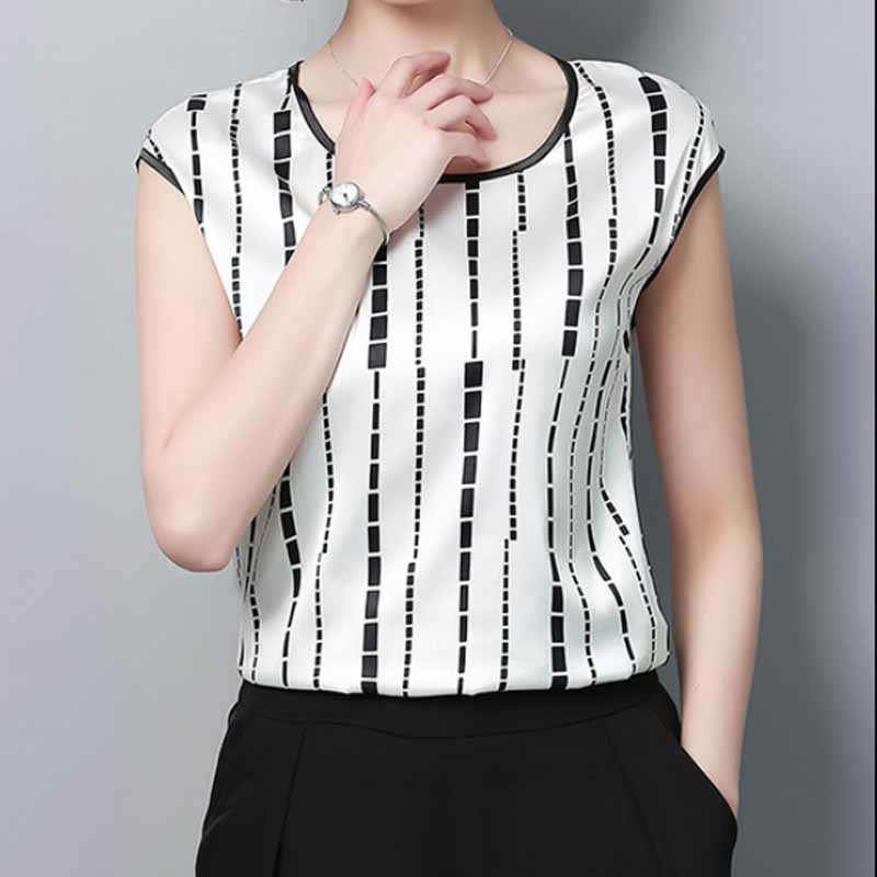 Fashion Summer Women Printed Short Sleeve Blouse Party Girls Sexy O-Neck Casual Silk Shirts Blusas Mujer De Moda D733 30 210518