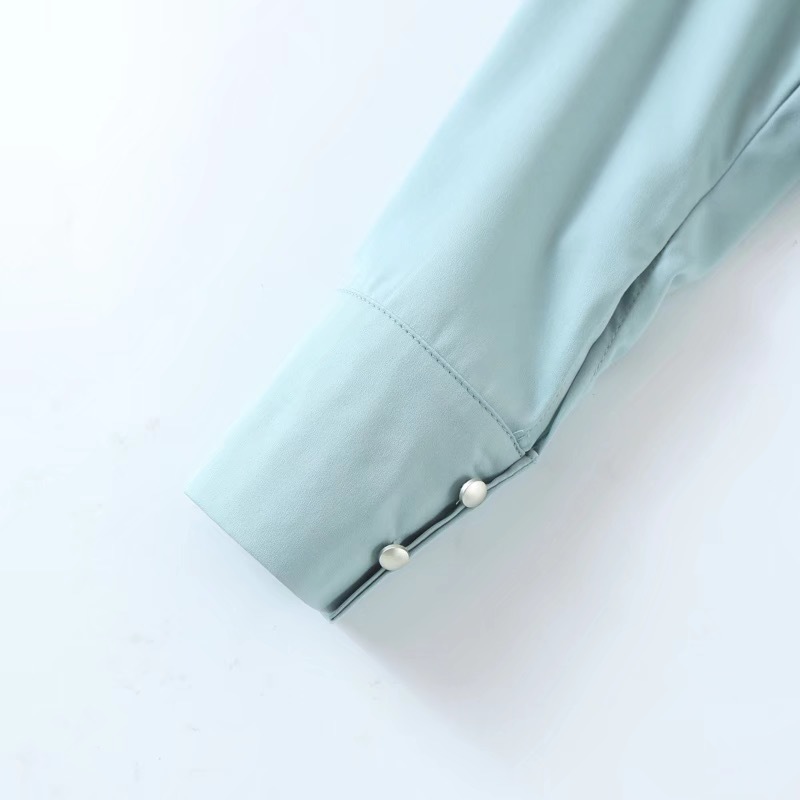 Retro French Style Pleated Ruched Shirt Single-breasted Hollow Out Buttons Slim Waist Short Women Blouse Puff Sleeve Tops 210429