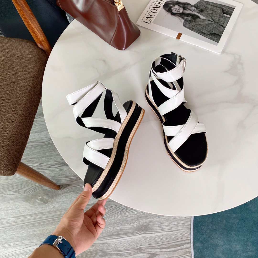 Sexy Women Sandals Luxury Designer Platform Shoes Summer Slippers Sandal Leather Wedge Shoe Size 35-41XX-0283, Red 
Sexy Women Sandals Luxury Designer Platform Shoes Summer Slippers Sandal Leather Wedge Shoe Size 35-41XX-0283, Red