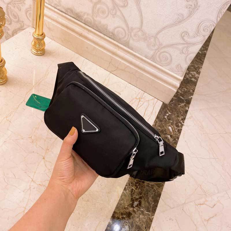 Crossbody Bags Plain Men Waist Chest Letter Black Classic Ball Pattern Sheepskin Genuine Leather Purse, Red 
Crossbody Bags Plain Men Waist Chest Letter Black Classic Ball Pattern Sheepskin Genuine Leather Purse, Red