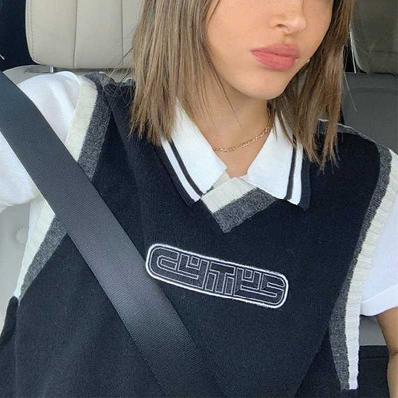 Women Retro Knitted Sleeveless Vest V-Neck Letters Print Loose Sweater Crop Top 210819