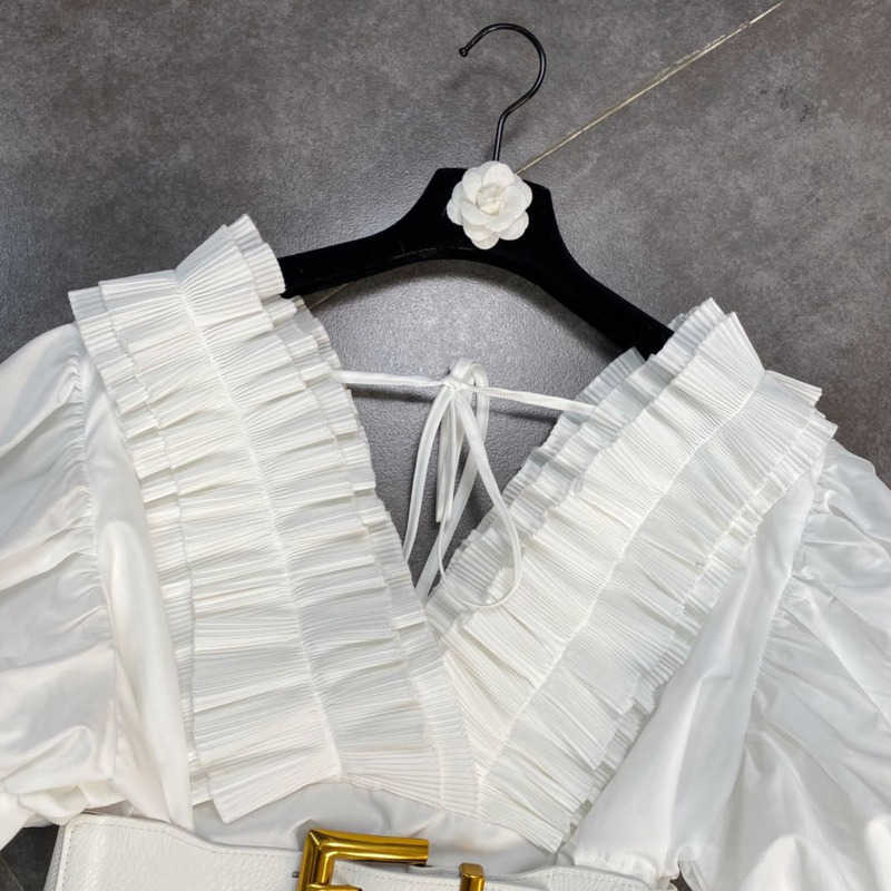 DEAT Women Ruffles Pleated Dress V-Neck Short Sleeve Arrivals Lady Sexy Temperament Fashion Spring Summer 11D1087 210709