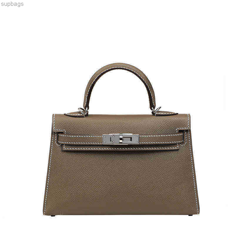 CLASSIC FLOWER Bag Luxurys Designer Handbags Wanghong Women New Womens 2021 Leather Second Generation keily Mini One Shoulder Messenger B-001, White
CLASSIC FLOWER Bag Luxurys Designer Handbags Wanghong Women New Womens 2021 Leather Second Generation keily Mini One Shoulder Messenger B-001, White