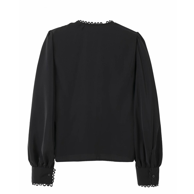 Streetwear Women Chiffon Shirts Fashion Ladies V-Neck Solid Black Tops Elegant Female Chic Button Loose Blouses 210430