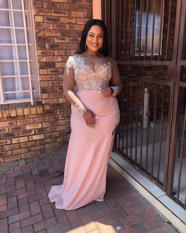 Plus Size Pink African Evening Dresses Long Sleeve Lace Side Slit Black Girls Prom Gowns 2022 Floor Length Formal Dinner Night, Chocolate
Plus Size Pink African Evening Dresses Long Sleeve Lace Side Slit Black Girls Prom Gowns 2022 Floor Length Formal Dinner Night, Chocolate