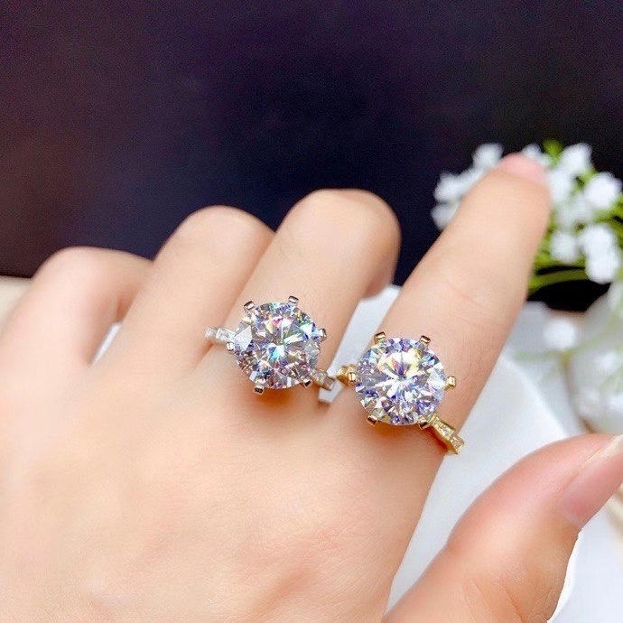Super big 5ct Moissanite ring , 925 Silver fashion design, strong fire color,diamond, high hardness
Super big 5ct Moissanite ring , 925 Silver fashion design, strong fire color,diamond, high hardness