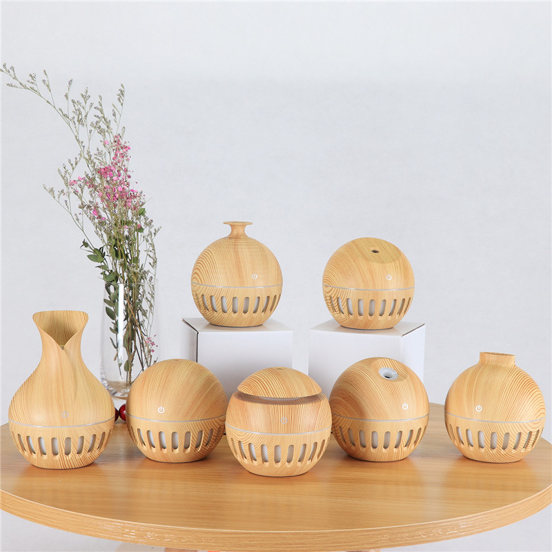 130ml Electric Air Humidifier Essential Aroma Oil Diffuser USB Rechargeable Wood Grain Humidifiers with 7 Color LED Lights
130ml Electric Air Humidifier Essential Aroma Oil Diffuser USB Rechargeable Wood Grain Humidifiers with 7 Color LED Lights
