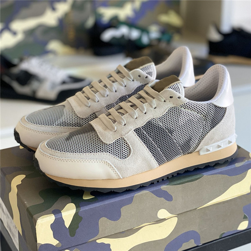 2021 Summer Men Camouflage Shoes Camo Suede Mesh Leather Sneakers Classical Rivet Studded Flats Top Quality Women Trainers with box, Black
2021 Summer Men Camouflage Shoes Camo Suede Mesh Leather Sneakers Classical Rivet Studded Flats Top Quality Women Trainers with box, Black