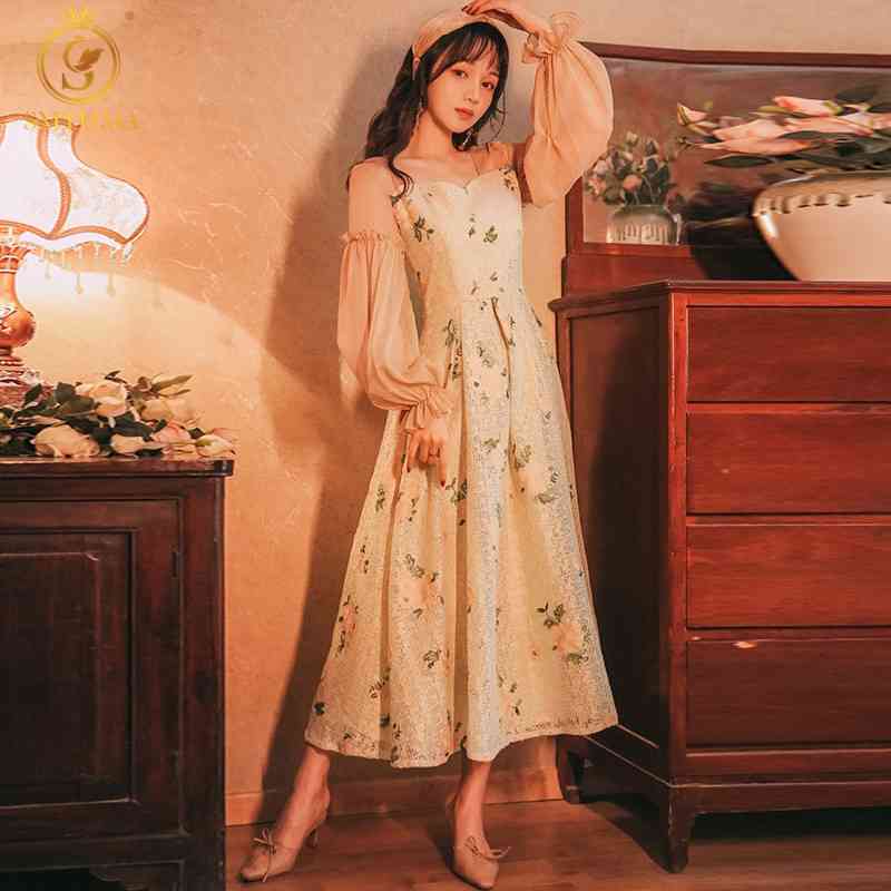 Fashion Designer Runway Long Dress Women V-Neck Vintage Lace Embroidery Party Pleated Vestidos 210520, Photo color
Fashion Designer Runway Long Dress Women V-Neck Vintage Lace Embroidery Party Pleated Vestidos 210520, Photo color