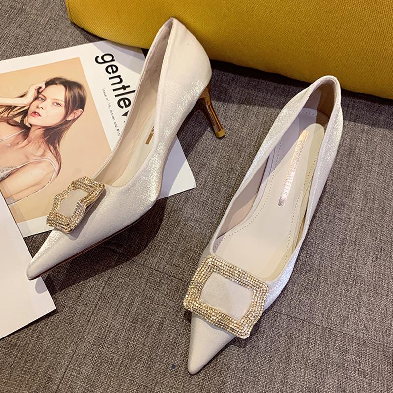 Dress Shoes 2022 Women 6cm High Heels Blue Pumps Crystal Buckle Low Elegant Lady Escarpins Breathable Prom Sexy Silk Satin Party, Black
Dress Shoes 2022 Women 6cm High Heels Blue Pumps Crystal Buckle Low Elegant Lady Escarpins Breathable Prom Sexy Silk Satin Party, Black