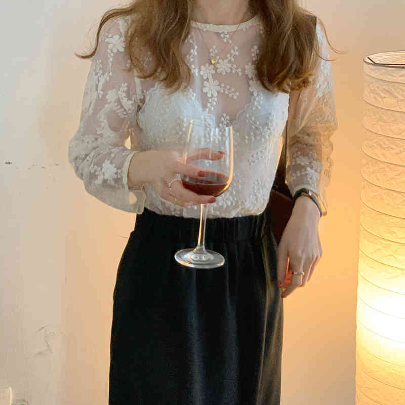 Comelsexy Korean Lace Basic Streetwear Basewear Cotton Sexy Spring Female High Quality Women Full Sleeves T-shirts 210515