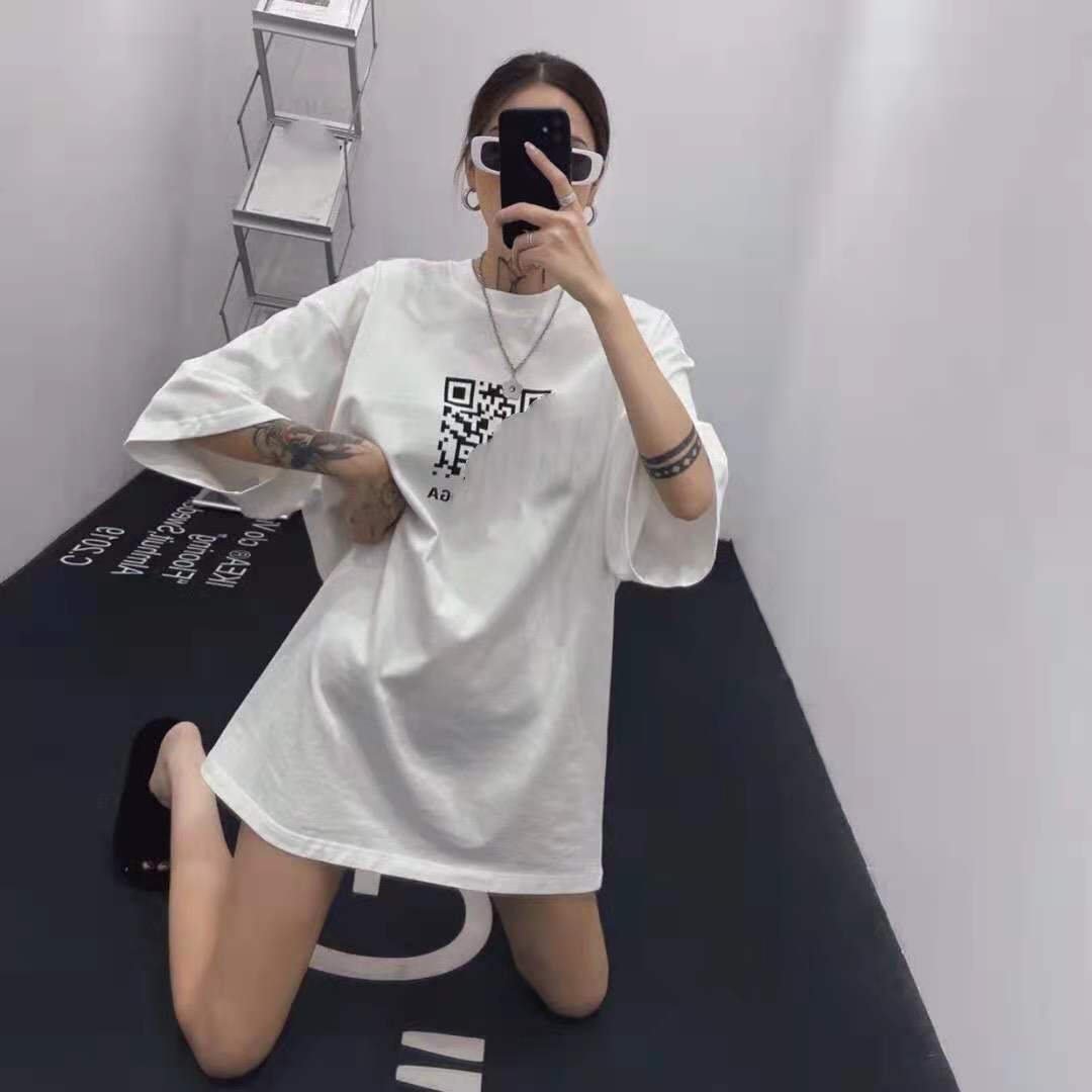 Luxury design Correct version summer Jiachao simple printing short sleeve T-shirt, White
Luxury design Correct version summer Jiachao simple printing short sleeve T-shirt, White