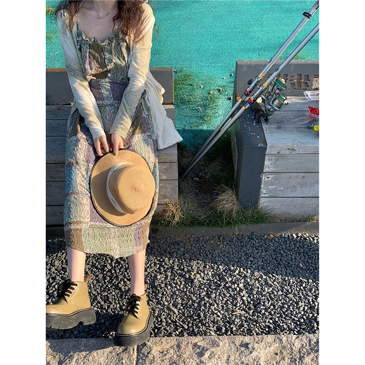 dress roundshop | d family mexican suspender skirt "french worth waiting for, White;black 
dress roundshop | d family mexican suspender skirt "french worth waiting for, White;black