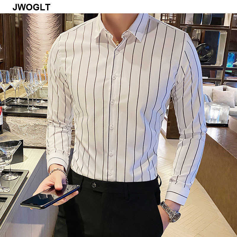 Korea Style Handsome Fashion Mens Shirts Button Down Slim Fit Long Sleeve Striped Shirts Asain Size 210528