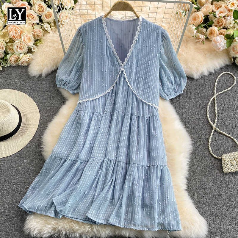 LY VAREY LIN Summer Women Sweet V-neck Puff Sleeve High Waist Dresses Casual Lace Solid Color A-line Office Lady Midi Dress 210526, White
LY VAREY LIN Summer Women Sweet V-neck Puff Sleeve High Waist Dresses Casual Lace Solid Color A-line Office Lady Midi Dress 210526, White