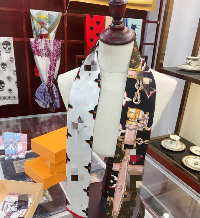 2021 Classic Handbag Small Scarf Headbands Women Letter Flower Silk Scraves Bandeaux Bag Hair Bandeau 8x120cm, Blue;gray
2021 Classic Handbag Small Scarf Headbands Women Letter Flower Silk Scraves Bandeaux Bag Hair Bandeau 8x120cm, Blue;gray