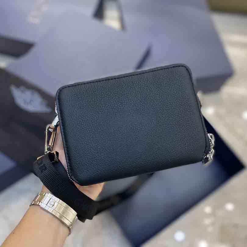 Luxury designer shoulder bag men's women's canvas camera bag fashion messenger bag detachable shoulder strap, No package. only for freight supplement
Luxury designer shoulder bag men's women's canvas camera bag fashion messenger bag detachable shoulder strap, No package. only for freight supplement