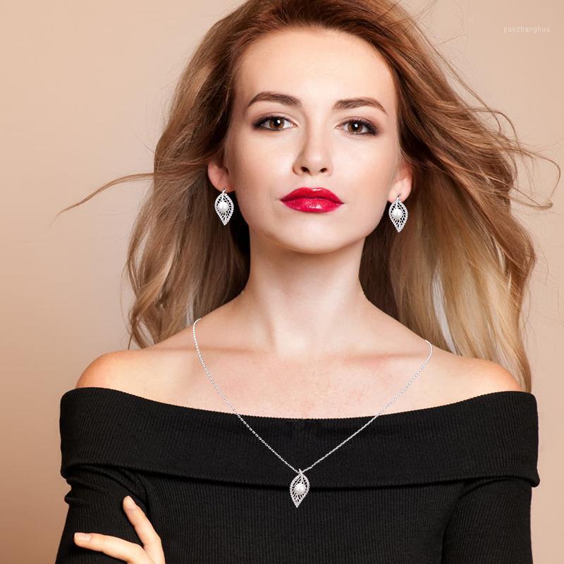 Earrings & Necklace Jewelry Sets HADIYANA Understated Luxury Fashion Leaf Cubic Exquisite Simple Pearl Design Women High Quality CN1132 Bisu, Silver
Earrings & Necklace Jewelry Sets HADIYANA Understated Luxury Fashion Leaf Cubic Exquisite Simple Pearl Design Women High Quality CN1132 Bisu, Silver