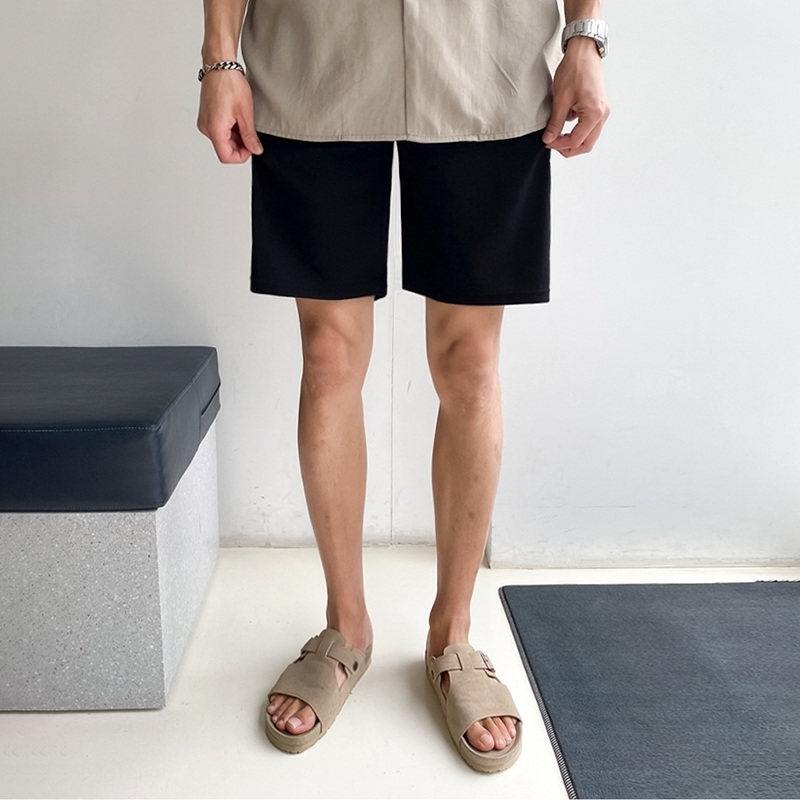 IEFB Summer Shorts Men's Korean Fashion White Knee Length Pants Casual Loose Drasstring Elastic Black Beach Sports Shorts 9Y7206 210524