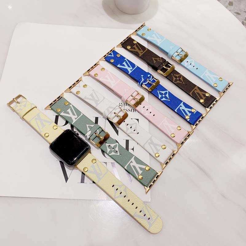 fashion designer Strap for apple 42mm 38mm 40mm 44mm 45mm 41mm iwatch 2 3 4 5 6 7 SE watch bands Leather Bracelet Stripes watchband VVdfgs
fashion designer Strap for apple 42mm 38mm 40mm 44mm 45mm 41mm iwatch 2 3 4 5 6 7 SE watch bands Leather Bracelet Stripes watchband VVdfgs