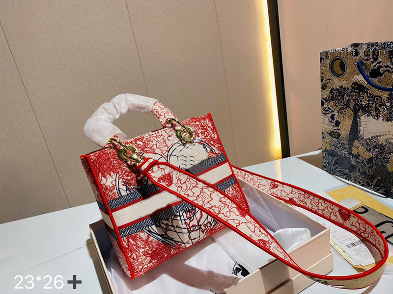 Brand shoulder bag 2021 new printed handbag high-end fashion all-match messenger bag Dai Fei bag female bags, Not sale
Brand shoulder bag 2021 new printed handbag high-end fashion all-match messenger bag Dai Fei bag female bags, Not sale