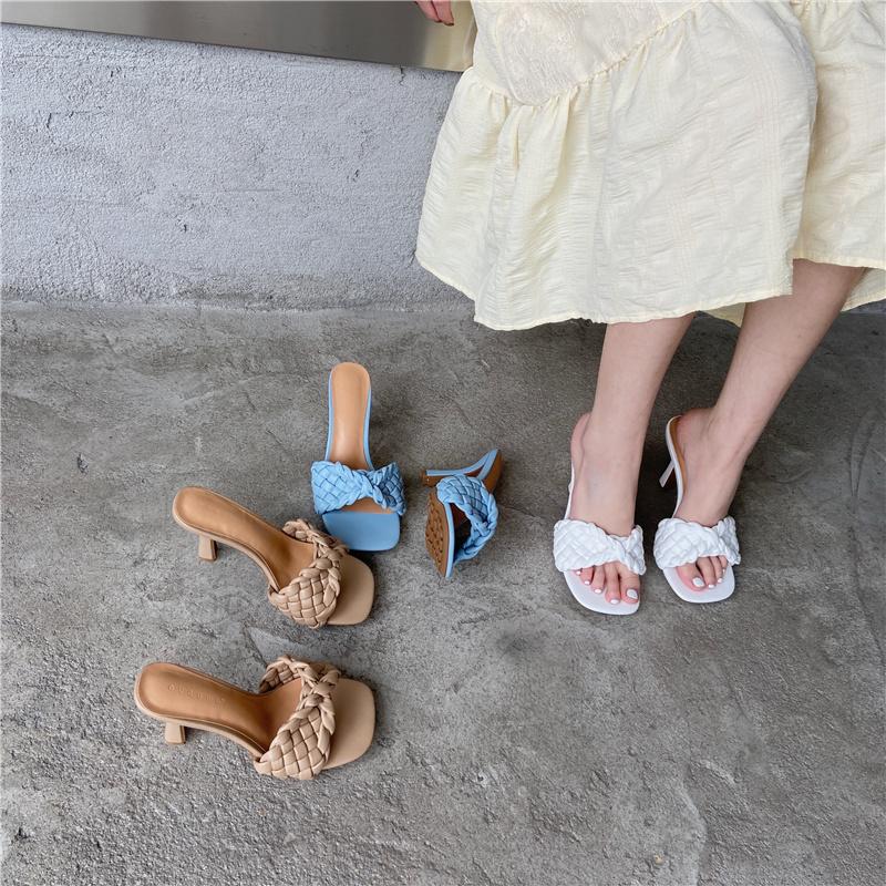 Fashion Hand-woven High-heeled Sandals Korean Version Of Simple Square Toe Outdoor Slippers, Blue
Fashion Hand-woven High-heeled Sandals Korean Version Of Simple Square Toe Outdoor Slippers, Blue