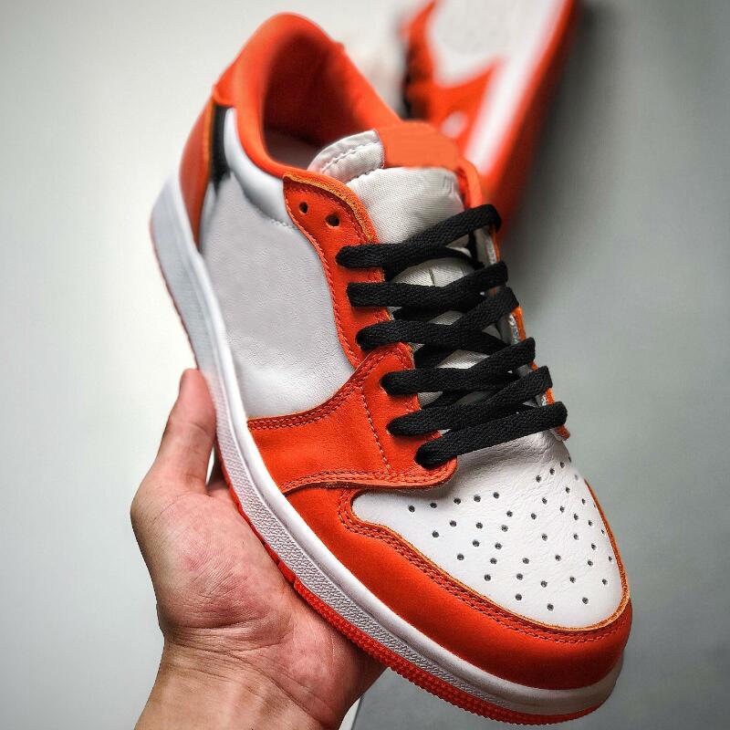 1 Low OG Shattered Backboard Shoe High White Orange Black Women Men Basketball Shoes Outdoor Sports Sneakers Mens Trainers, White;red
1 Low OG Shattered Backboard Shoe High White Orange Black Women Men Basketball Shoes Outdoor Sports Sneakers Mens Trainers, White;red