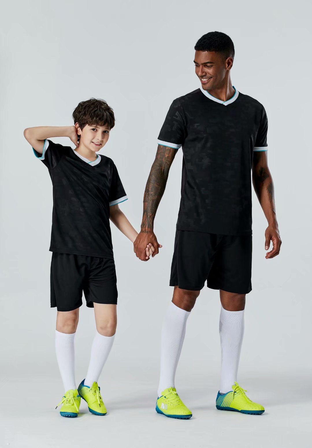 #048 Football uniform men+kids soccer Jersey printing team custom track and field sports short-sleeved shirt, Black;yellow
#048 Football uniform men+kids soccer Jersey printing team custom track and field sports short-sleeved shirt, Black;yellow