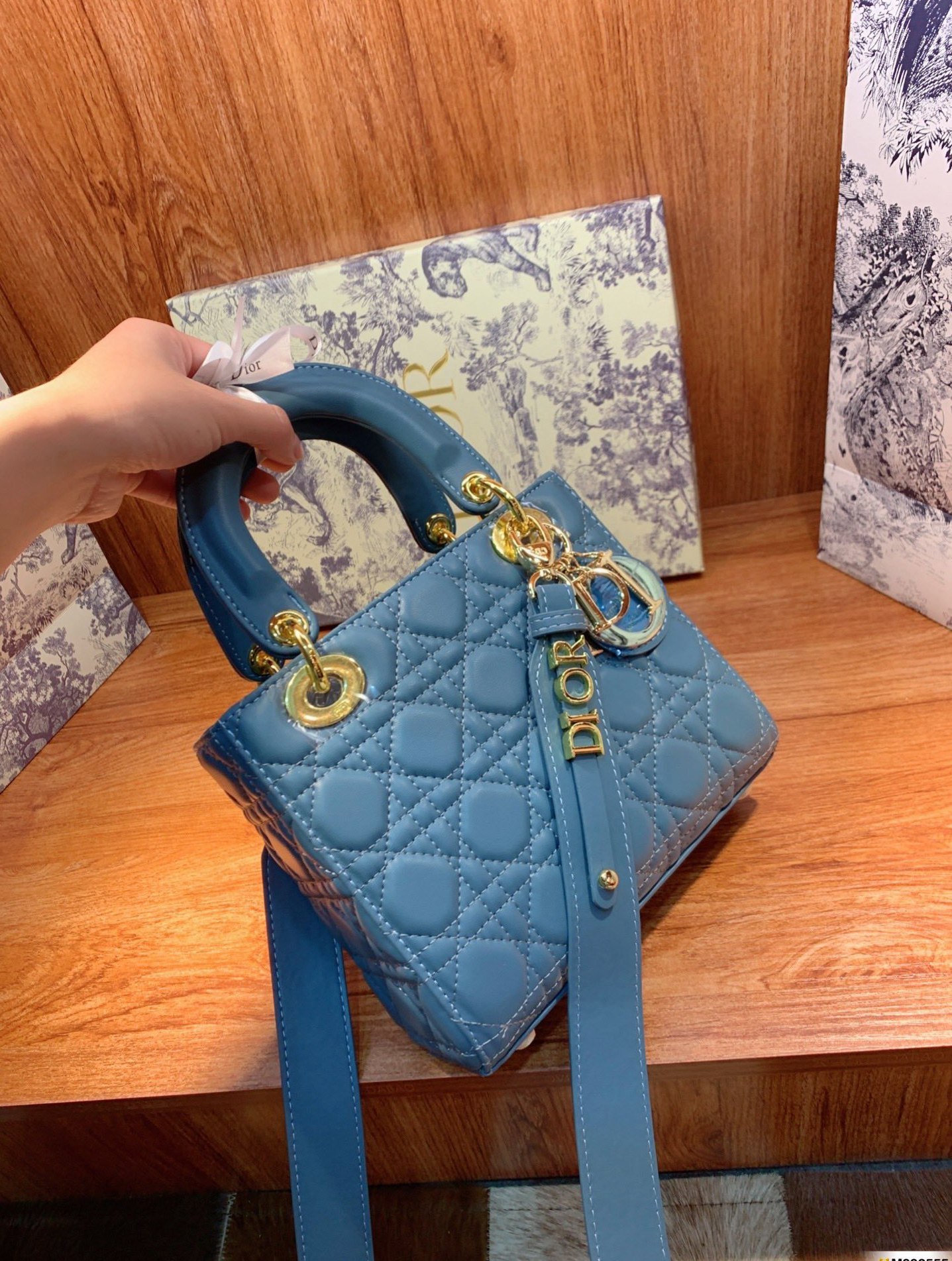 2021 handbags women crossbody bags flower shoulder messenger bag wallet totes clutch purses -l1343, Red;black
2021 handbags women crossbody bags flower shoulder messenger bag wallet totes clutch purses -l1343, Red;black