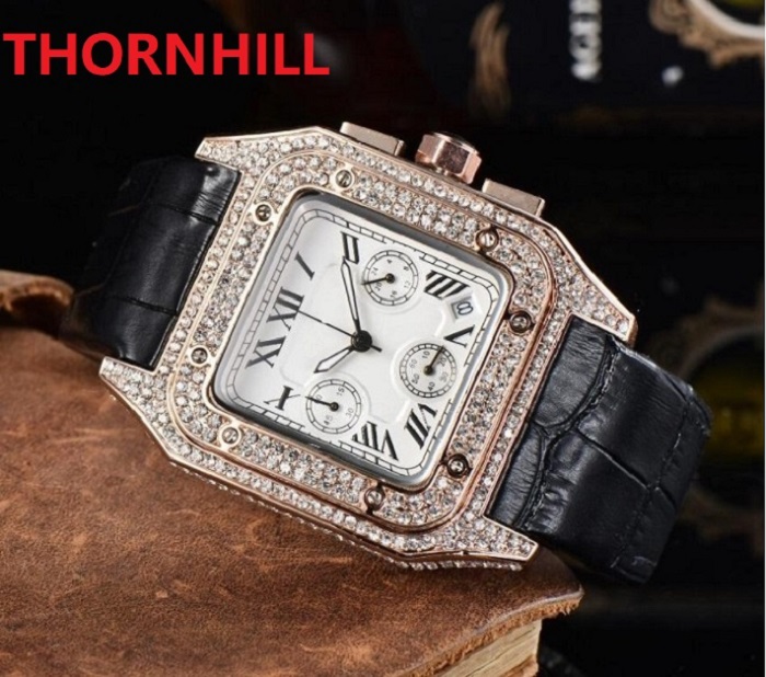 Full Diamond Iced Out Wristwatch Fashion Hip Hop Rose Gold Silver Mens Watch Calendar Quartz Women Square dial Watches Gift, As pic
Full Diamond Iced Out Wristwatch Fashion Hip Hop Rose Gold Silver Mens Watch Calendar Quartz Women Square dial Watches Gift, As pic