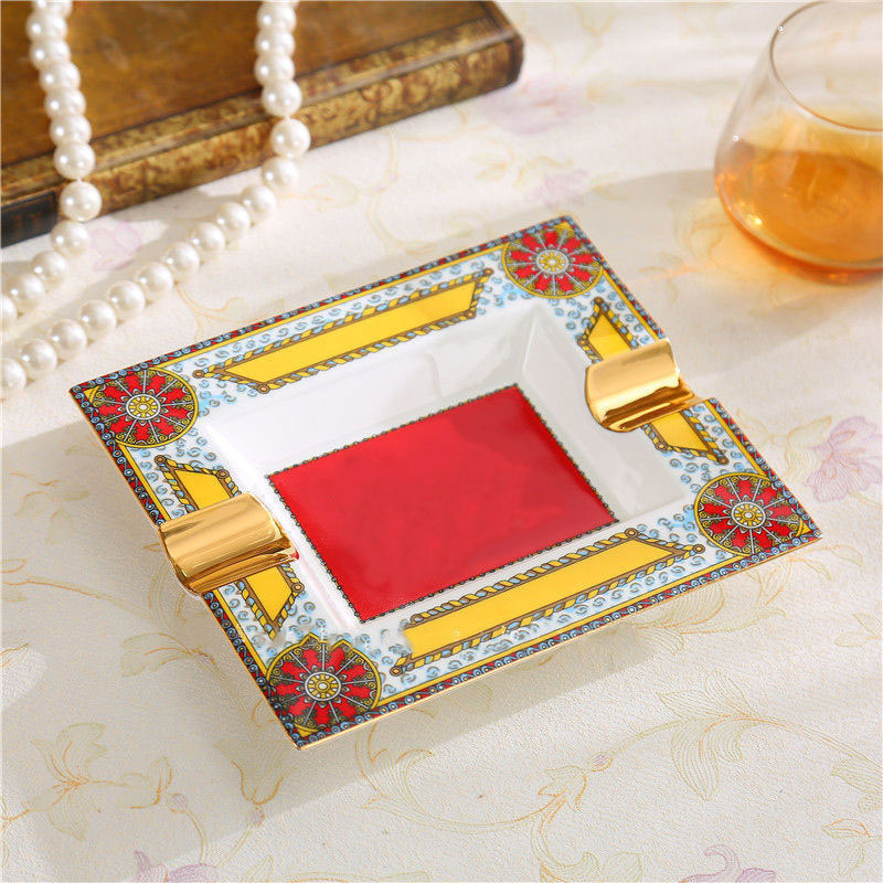 Good quality Ceramic Animal pattern Ash tray Porcelain Ashtray Luxurious 2 Holder Cigar Ashtrays Home Desk Decor Festival Gift
Good quality Ceramic Animal pattern Ash tray Porcelain Ashtray Luxurious 2 Holder Cigar Ashtrays Home Desk Decor Festival Gift
