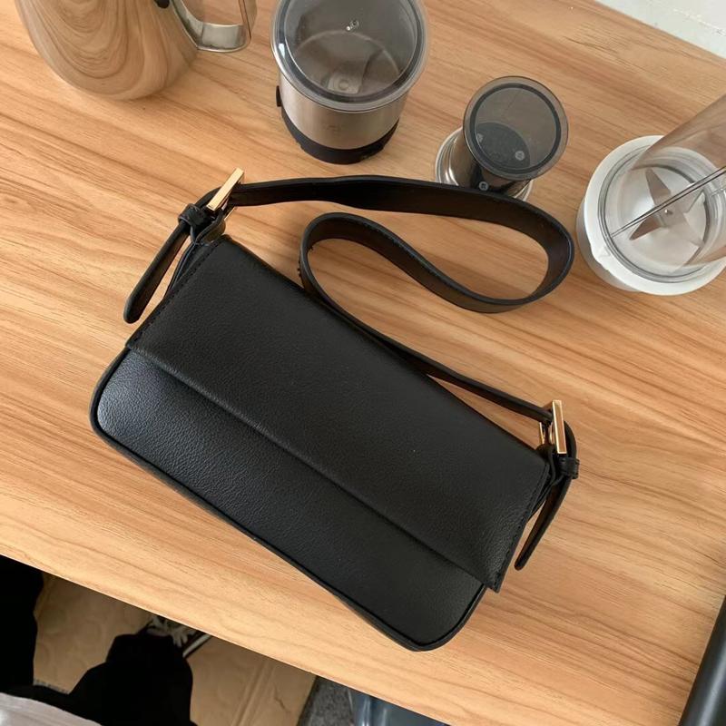 Evening Bags PU Leather Korean Fashion Baguette Bag For Women 2021 Ladies Messenger Shoulder Crossbody Female Purses Handbag Luxury, Beige
Evening Bags PU Leather Korean Fashion Baguette Bag For Women 2021 Ladies Messenger Shoulder Crossbody Female Purses Handbag Luxury, Beige