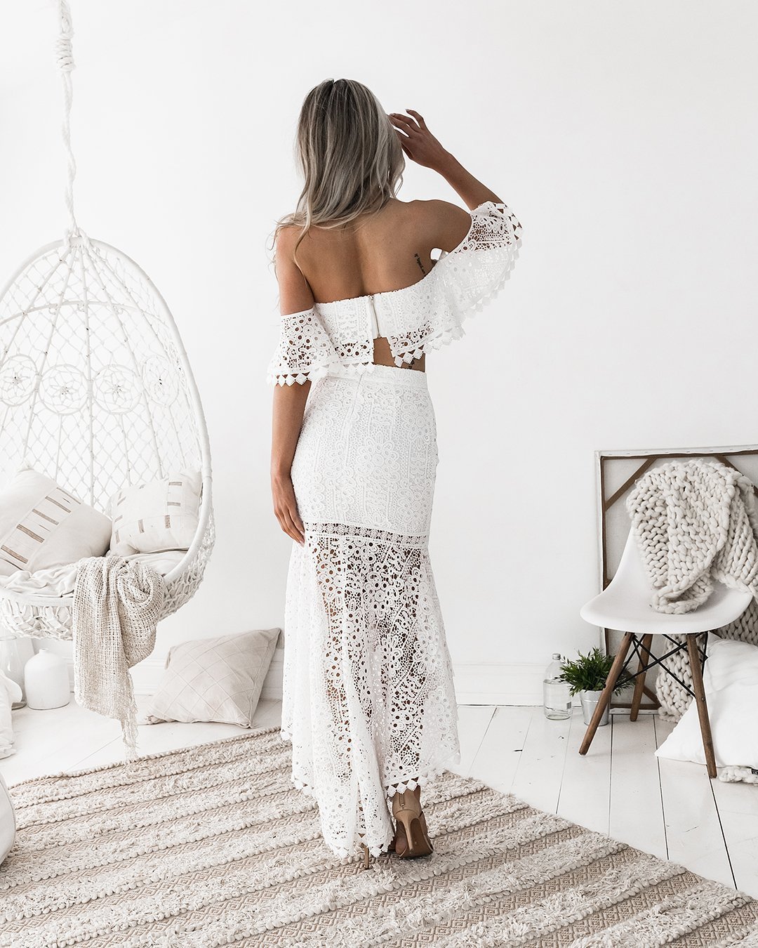 Women's Sets Strapless Short Top With Irregular Pencil Skirt Lace Two Piece Set Suit Women 2 Spring 210513
