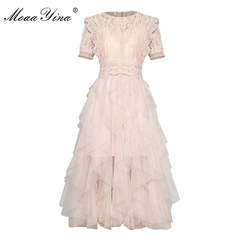 Fashion Designer Runway dress Spring Summer Women Dress Short sleeve Lace Patchwork Mesh Ball Gown Dresses 210524, Khaki
Fashion Designer Runway dress Spring Summer Women Dress Short sleeve Lace Patchwork Mesh Ball Gown Dresses 210524, Khaki